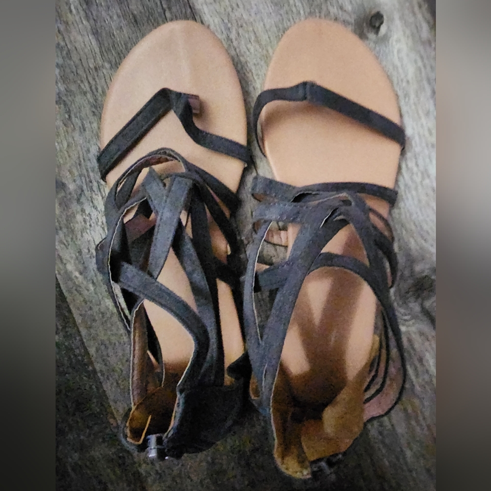 BRAND NEW STRAPPY, GREY SANDALS, SIZE WOMEN'S 8